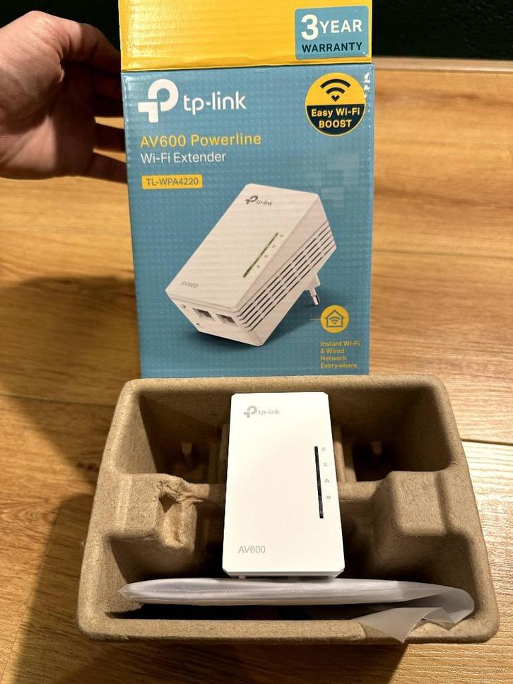 TP Link Powerline adapter NIEUW AV600 TL-WPA4220 Wifi, Computers en Software, Powerlines, Nieuw, Ophalen of Verzenden