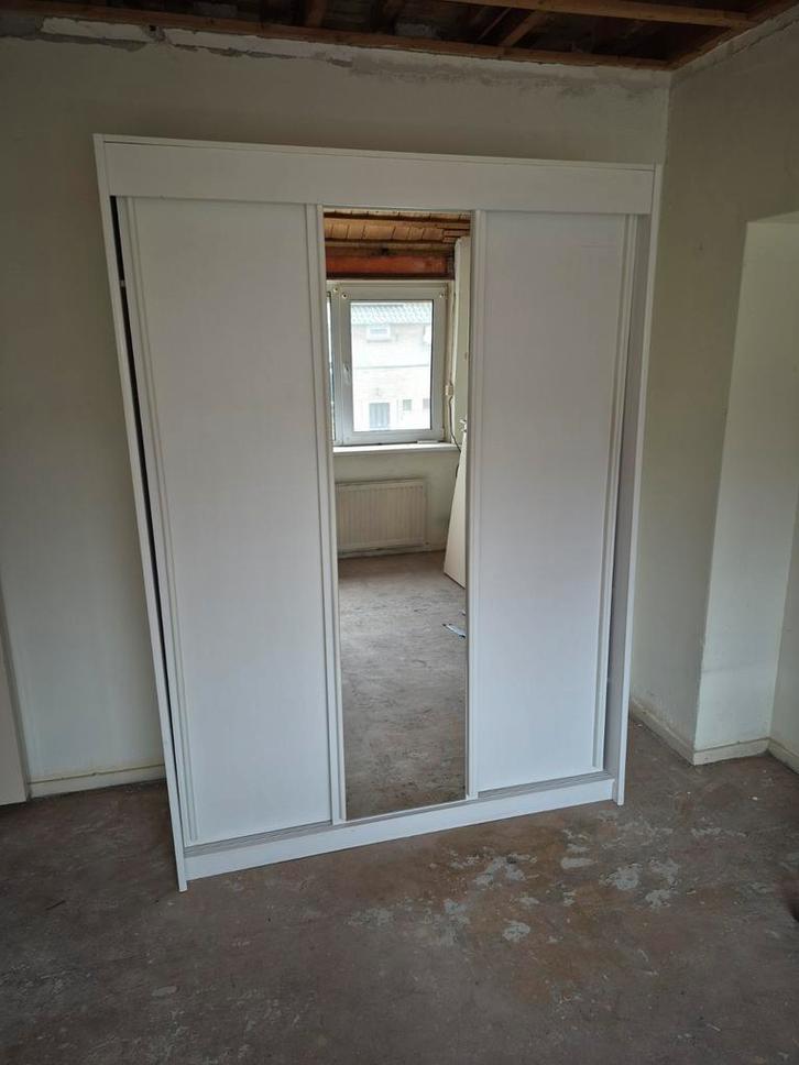 Kledingkast met schuifdeuren en spiegel, Huis en Inrichting, Kasten | Kledingkasten, Gebruikt, 200 cm of meer, 50 tot 75 cm, Ophalen