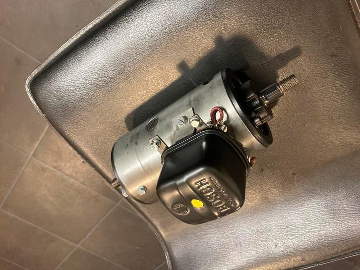 Oldtimer Dynamo Ovaal VW Kever LJ/REF 160/6/2500L21 6V 160W, Auto-onderdelen, Motor en Toebehoren, Porsche, Volkswagen, Gereviseerd
