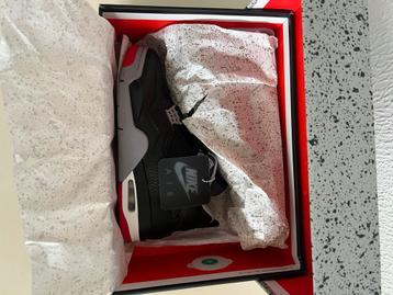 Nike AIR Jordan 4 Retro Bred Reimagined 40,5 beschikbaar voor biedingen