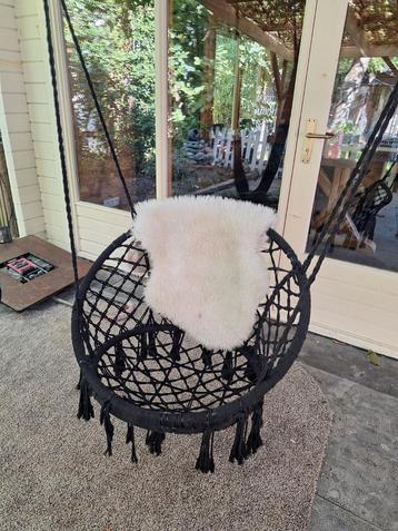 Leuke hangstoel voor binnen of buiten! beschikbaar voor biedingen