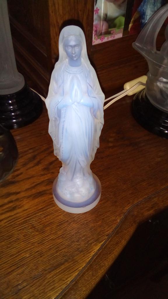 Art deco:etling madonna beeld opalescence glas 1930/40 21 cm, Antiek en Kunst, Antiek | Glas en Kristal, Ophalen