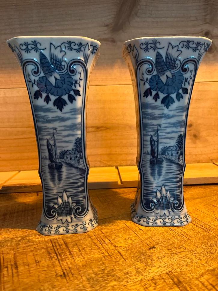 Delfts Blauwe Vaasjes met Schip, Antiek en Kunst, Antiek | Vazen, Ophalen of Verzenden