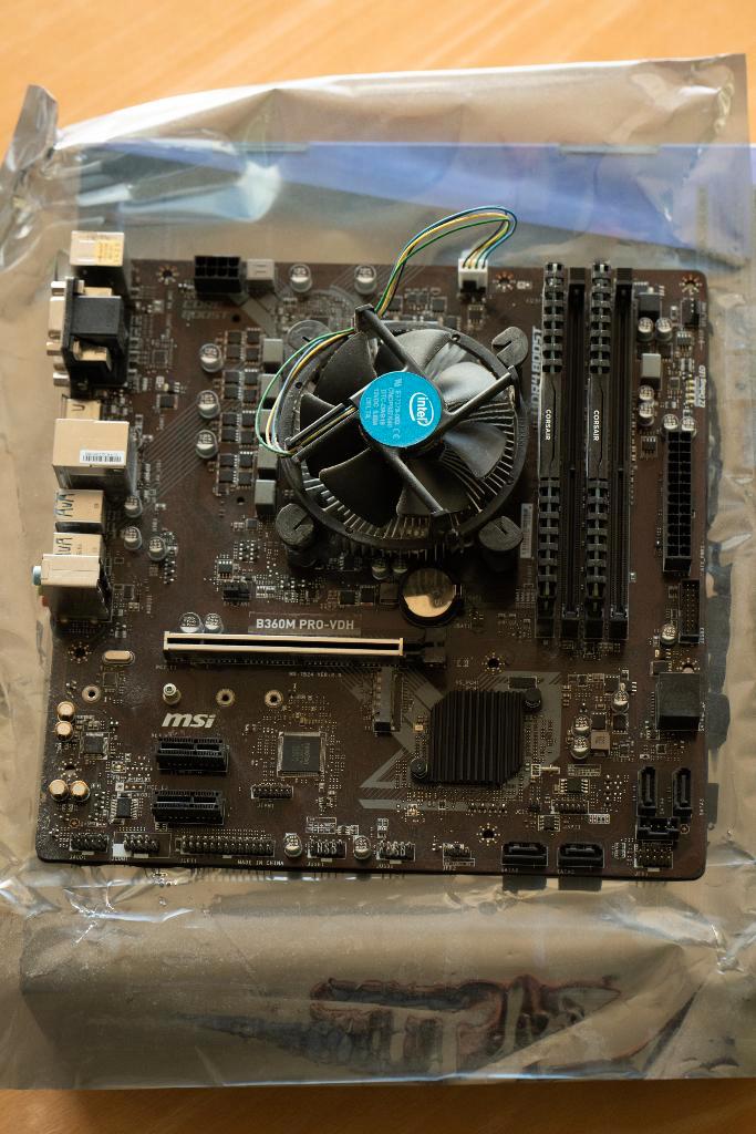 MSI B360M  i3-9100f, 16GB DDR4, Computers en Software, Moederborden, Gebruikt, Intel, DDR4, Ophalen of Verzenden