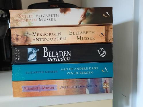2 boeken van Elizabeth Musser, ook los te koop, Boeken, Romans, Zo goed als nieuw, Nederland, Ophalen of Verzenden