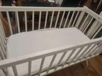 Baby wieg, kast aankleed kussen ,autostoel,box incl matrass, Ophalen, Zo goed als nieuw, Minder dan 140 cm, Matras