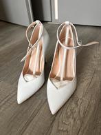 Zign witte leren hakken maat 37 met gesp, Kleding | Dames, Schoenen, Ophalen of Verzenden, Zo goed als nieuw, Wit