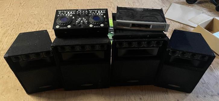 Speaker set met versterkers en mixer, Audio, Tv en Foto, Versterkers en Receivers, Gebruikt, 120 watt of meer, Overige merken
