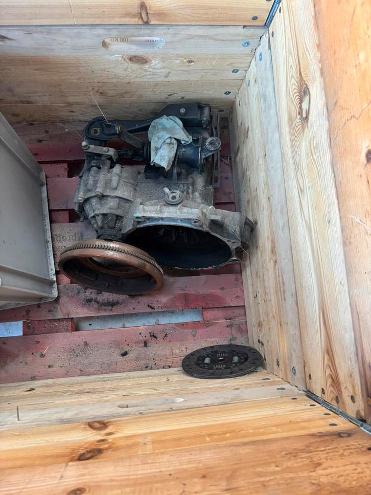 Versnellingsbak handgeschakeld golf mk 2 1.8, Auto-onderdelen, Transmissie en Toebehoren, Volkswagen, Gebruikt, Ophalen