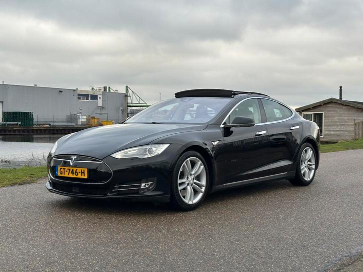 Tesla Model S 85D | Free Super Charge | Autopilot | Pano Dak, Auto's, Tesla, Bedrijf, Model S, 4x4, ABS, Achteruitrijcamera, Adaptieve lichten