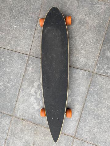longboard/skateboard  beschikbaar voor biedingen
