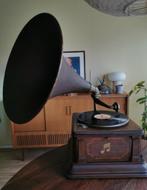 Antieke Columbia grammofoon met houten hoorn, Ophalen