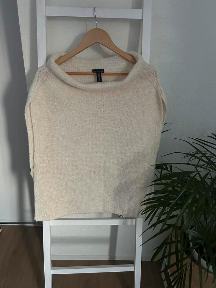 Mooie trui/top/spencer turtleneck Marccain wolwit, maat L, Kleding | Dames, Truien en Vesten, Zo goed als nieuw, Maat 42/44 (L)