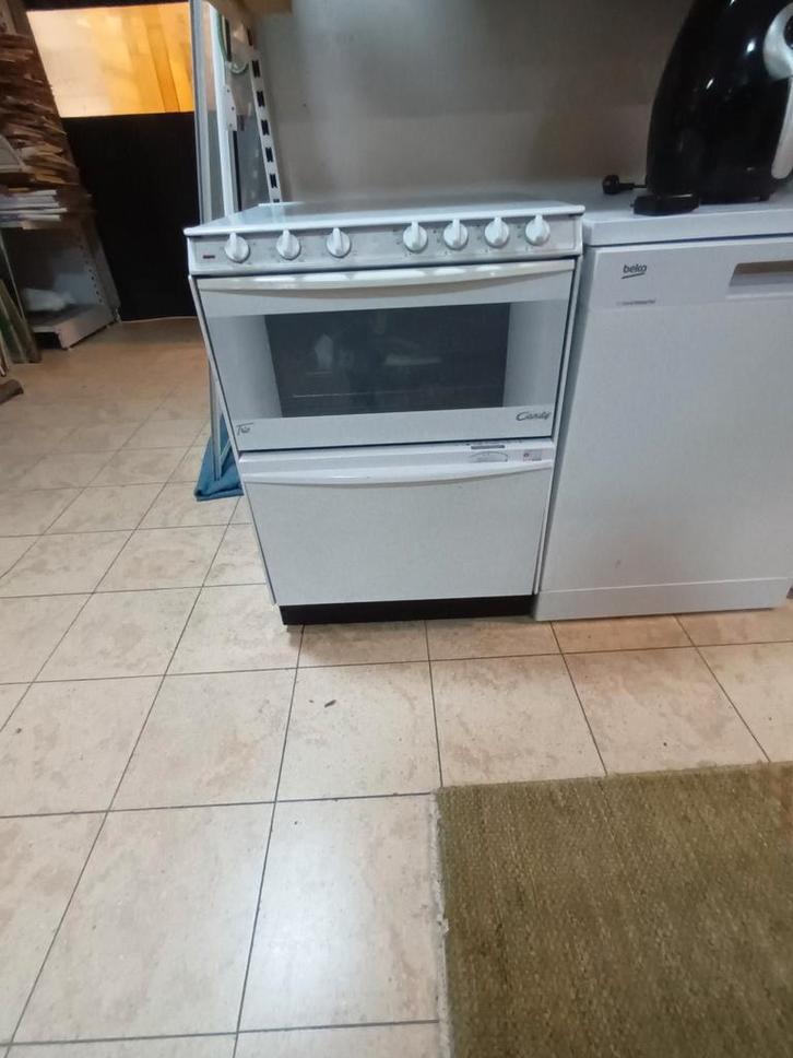 Mooie Triple Combi Gasfornuis/Oven en Vaatwasser., Witgoed en Apparatuur, Fornuizen, Gebruikt, Vrijstaand, 4 kookzones, 85 tot 90 cm