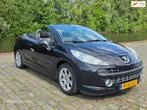 Peugeot 207 CC 1.6 VTi Première Cabriolet 1e eigenaar airco, Auto's, Voorwielaandrijving, 65 €/maand, 15 km/l, Gebruikt