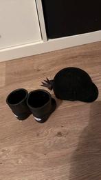 Bany born kleding cap en paardrijlaarsjes, Kinderen en Baby's, Speelgoed | Poppen, Ophalen, Zo goed als nieuw, Babypop