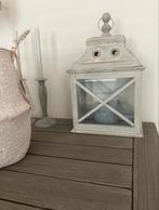 Sfeervol Houten & Metalen Windlicht, Huis en Inrichting, Woonaccessoires | Kandelaars en Kaarsen, Ophalen, 25 tot 50 cm, Wit, Zo goed als nieuw