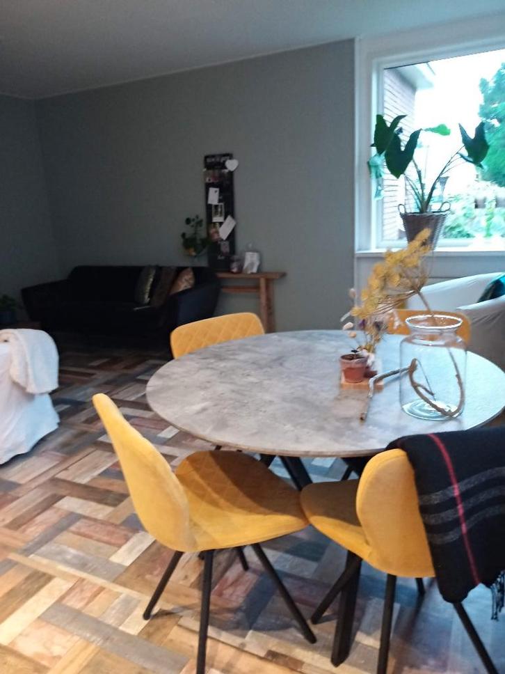 Eetkamerstoelen geel, Huis en Inrichting, Stoelen, Gebruikt, Vier, Overige kleuren, Ophalen