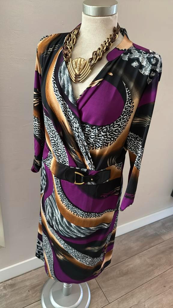 Nieuwe Dames Jurk - Maat 42, Kleding | Dames, Jurken, Nieuw, Maat 42/44 (L), Overige kleuren, Knielengte, Ophalen of Verzenden