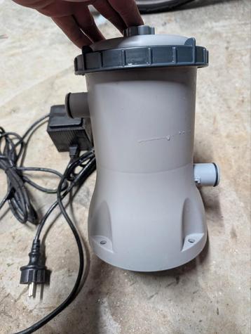 Bestway Flowclear zwembad filter pomp beschikbaar voor biedingen