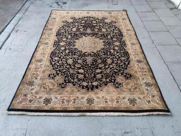 Handgeknoopt Perzisch wol tapijt Mashad blue 124x181cm