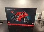 Lego Technic 42202 Ducati Panigale V4 S Motor, Kinderen en Baby's, Speelgoed | Duplo en Lego, Ophalen of Verzenden, Zo goed als nieuw