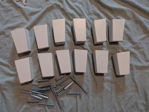 LÄTTHET Ikea poten - 12 stuks (o.a. voor Platsa kast), Huis en Inrichting, Kasten | Overige, Zo goed als nieuw, Ophalen of Verzenden