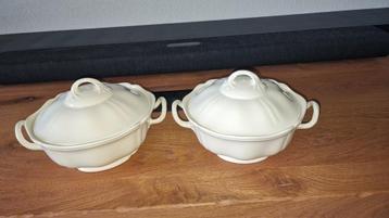 Wedgwood Queens plain Dekschaal 21 cm beschikbaar voor biedingen