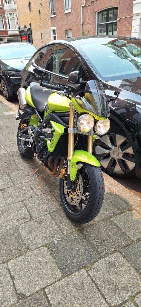 Triumph street triple 675 uit 2007 kleur: roulette green, Motoren, Motoren | Triumph, Particulier, Naked bike, meer dan 35 kW