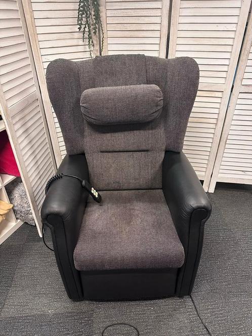 Sta op stoel limoss staopstoel relaxfauteuil, Huis en Inrichting, Fauteuils, Zo goed als nieuw, Ophalen