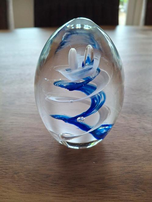 Glazen kunst ei, Antiek en Kunst, Kunst | Designobjecten, Ophalen of Verzenden