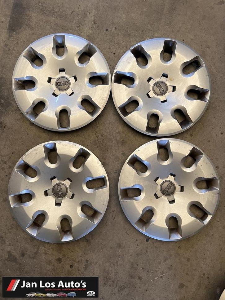 Audi A1 15” wieldop wieldoppen, Auto diversen, Wieldoppen, Gebruikt, Ophalen of Verzenden