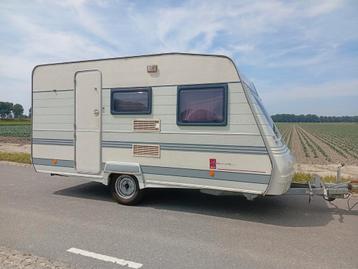 Caravan Gruau in Top conditie !!A4005 lichtgewicht!! beschikbaar voor biedingen