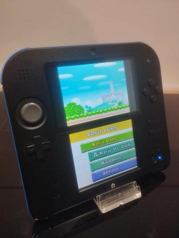Nintendo 2DS + New Super Mario Bros inclusief oplader  beschikbaar voor biedingen