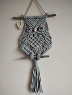 Handgemaakte macramé uil wanddecoratie. Sisters Forever., Ophalen of Verzenden, Nieuw
