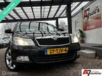 Skoda Octavia Combi 1.2TSI Elegance Business Line Nieuwe APK, Auto's, Voorwielaandrijving, Euro 5, Gebruikt, Parkeersensor