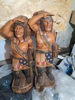 2 houten indianen. Ca 60 cm lang, Antiek en Kunst, Kunst | Beelden en Houtsnijwerken, Ophalen of Verzenden
