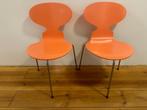 2 stoelen ant chair mier Fritz Hansen zalm, Huis en Inrichting, Stoelen, Ophalen, Twee, Zo goed als nieuw, Danish Design