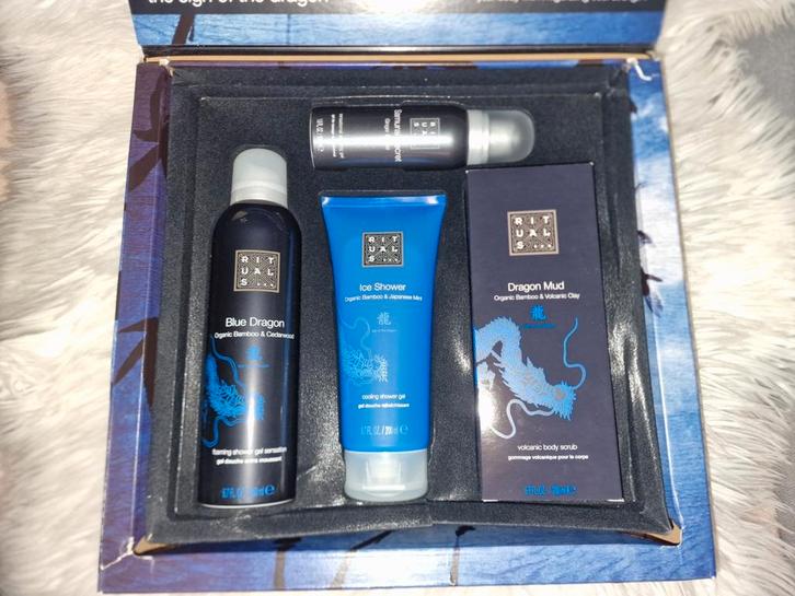 Rituals Tatsu Ice Shower Blue Dragon Samurai Secret etc., Sieraden, Tassen en Uiterlijk, Uiterlijk | Lichaamsverzorging, Nieuw
