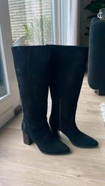 Lilian zwarte suede laars maat 37, Kleding | Dames, Schoenen, Hoge laarzen, Lilian, Zwart, Ophalen of Verzenden