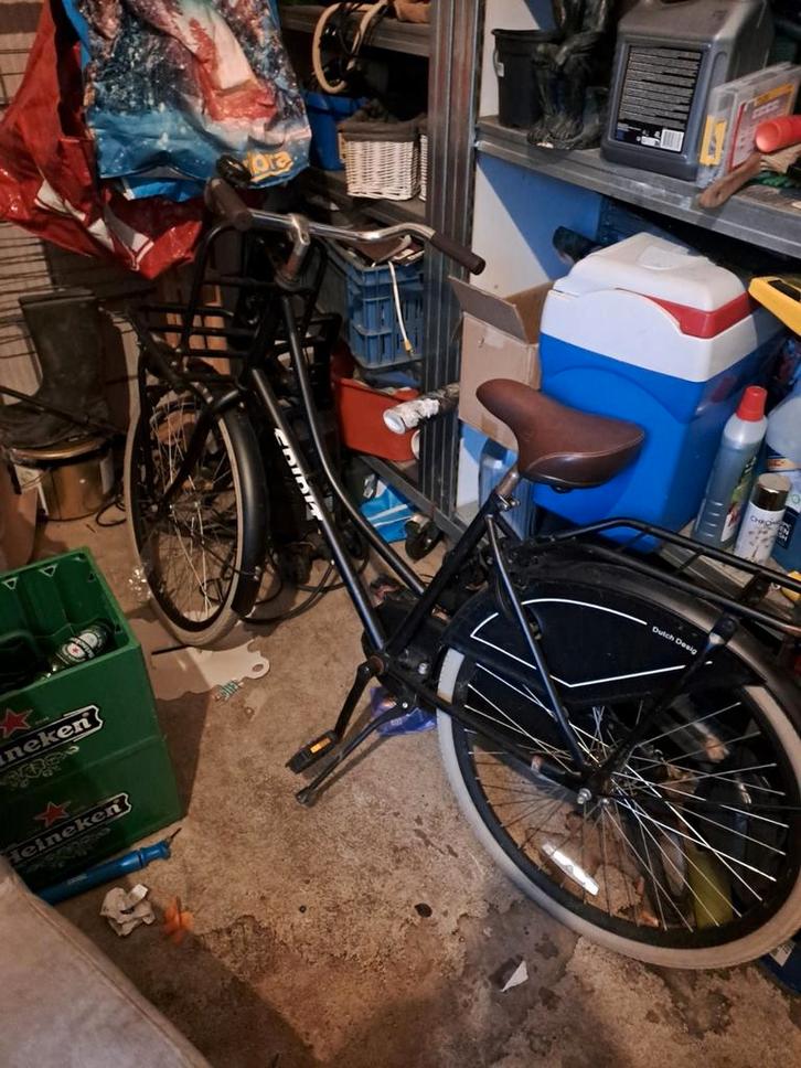 Kinderfiets zwart 24 inch met krat drager voorop, Fietsen en Brommers, Fietsen | Dames | Omafietsen, Minder dan 47 cm, Ophalen