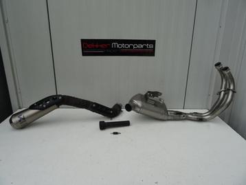 Compleet Akrapovic Systeem Yamaha XSR700 2016-2017-2018-2020 beschikbaar voor biedingen