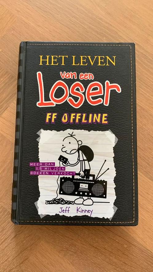 Jeff Kinney - Ff offline, Boeken, Kinderboeken | Jeugd | 10 tot 12 jaar, Zo goed als nieuw, Ophalen of Verzenden