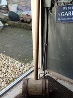 Mooie zware houten hamer, Ophalen