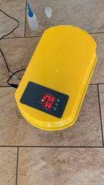 Vol automatische broedmachine. Voor 15 eieren, Ophalen, Zo goed als nieuw, Broedmachine