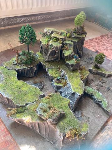Wargaming dnd terrein scenery rotsen en bomen beschikbaar voor biedingen