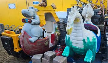 Drie Kiddie Rides voor Onderdelen of Restauratie beschikbaar voor biedingen
