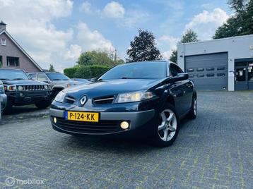 Renault Megane CC 1.6-16V Leder / LM / Apple CarPlay / Camer beschikbaar voor biedingen