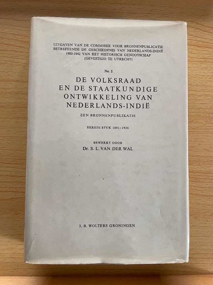 De Volksraad en de staatkundige ontwikkeling van Ned.-Indië, Boeken, Overige Boeken, Zo goed als nieuw, Ophalen of Verzenden
