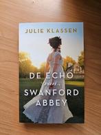 De Echo van Swanford Abbey, Julie Klassen, Ophalen of Verzenden, Zo goed als nieuw, Nederland